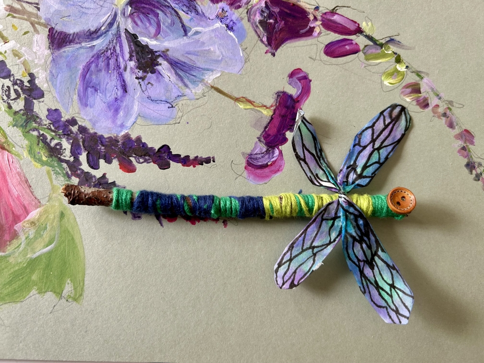 Decorate Your Own Dragonfly Art Workshop